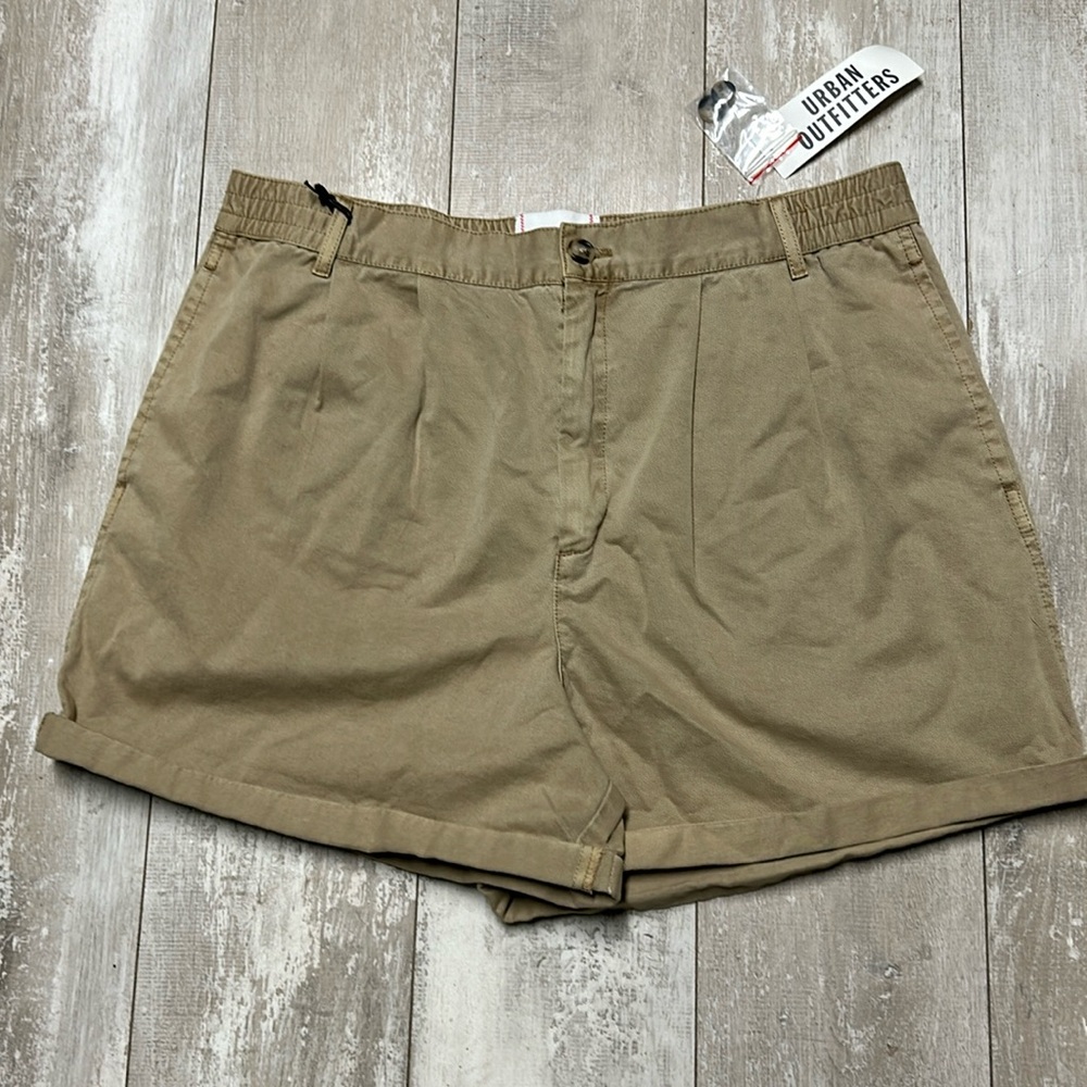 Urban Outfitters BDG khaki shorts